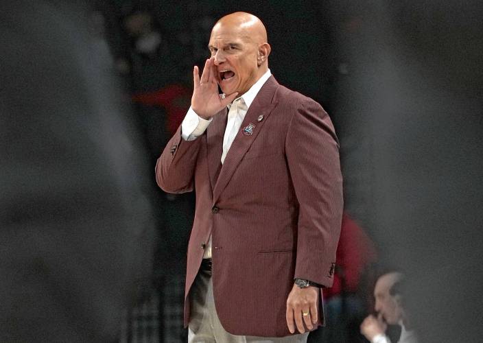 UMass head coach Frank Martin shouts instructions to his team against VCU during the Minutemen’s Atlantic 10 Conference quarterfinal game on Thursday at Barclays Center in Brooklyn, N.Y.