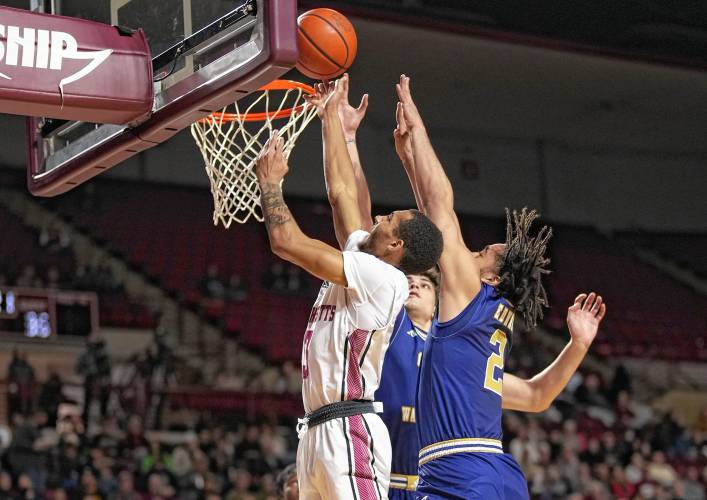UMass’ Rahsool Diggins scored a career-high 25 points against George Washington on Saturday, and the Minutemen hope to continue that momentum when Saint Joseph’s comes to the Mullins Center on Tuesday.