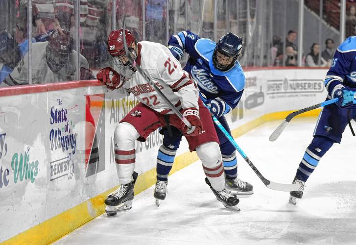Nick VanTassell and the UMass hockey team will play New Hampshire in a big home-and-home series this weekend. The Minutemen host the Wildcats on Friday night at the Mullins Center.