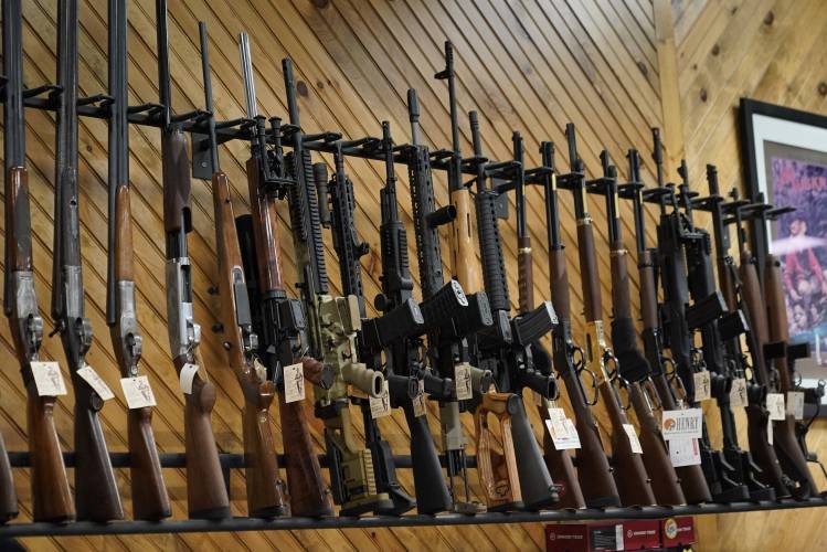 The Massachusetts House on Wednesday voted 120-38 on wide-ranging legislation (H 4135) that prohibits firearms in some public spaces, expands the state’s “red flag” law, seeks to crack down on the spread of ghost guns with new registration requirements, updates the statewide ban on assault weapons, and streamlines the licensing process.